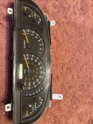 2000 2001 2002 01 02 Toyota Tundra medidor de instrumento cluster velocímetro - Imagem 1 de 3