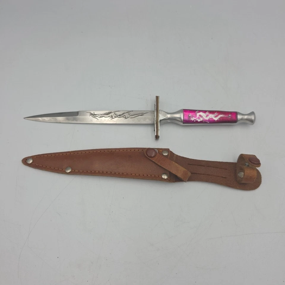 Cuchillo daga vintage Korium Japón hoja ornamentada rosa/rojo agarre dragón 10" Foto 1 de 4