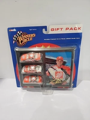 NASCAR Diecast Tony Stewart #20 Home Depot paquete de regalo 1:64 3 autos y foto  Foto 1 de 4
