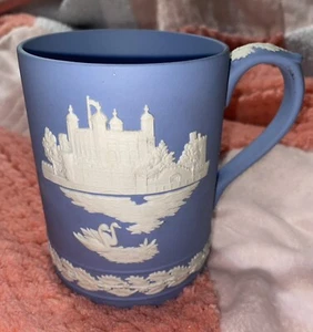 Blue Wedgwood Jasperware “TOWER OF LONDON” Coffee Mug England - Picture 1 of 7