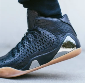 Nike KOBE 9 EXT QS Mid Black Mamba/Chrome Sz 12 Premium Leather SnakeSkin - Picture 1 of 15