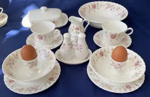 Wedgwood Posy Breakfast Set Egg Cup Cereal Bowl Butter Dish Salt Pepper Pot Trio - Picture 1 of 7