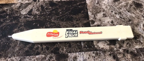 VINTAGE NCAA FRITO-LAY FINAL FOUR 2002 ATLANTA MAGNET / PEN! Cover