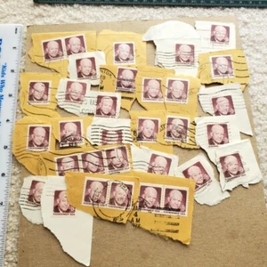 Lot of 32, 1971 Dwight D Eisenhower 8 cents US Postage Stamp cancelled used - Bild 1 von 2