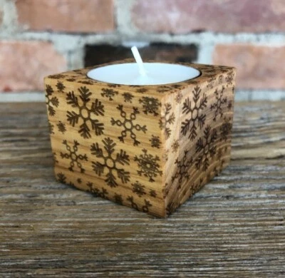 Soporte de luz de té de madera, candelabro hecho a mano, candelabro de luz de té de madera de pino Foto 1 de 4