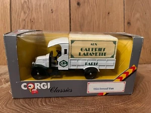 Corgi Classics 922 Galeries Lafayette Paris 1926 Renault van (MM7) - Picture 1 of 3