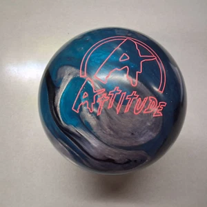 Bola de boliche Brunswick Attitude 1ª CALIDAD 15 lb nueva en caja #036 - Imagen 1 de 4