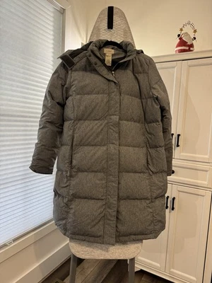 Abrigo LL Bean para mujer ultracálido de tres cuartos de longitud Foto 1 de 4