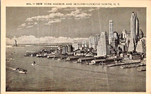 Postcard New York Harbor and Skyline looking North unposted - Picture 1 of 2