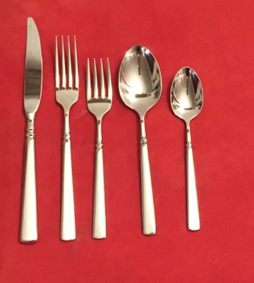 Oneida EASTON 18/10 Stainless Silverware ~ USA ~ You Choose: Fork, Spoon, Knife - Image 1 of 3