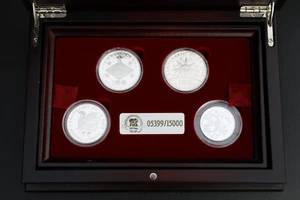 100 Years of FIFA 2004 with 20 Francs Switzerland, Silver - Picture 1 of 13