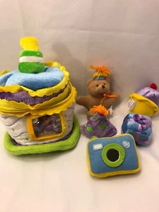 Baby Gund First Birthday Gift Set Cake soft squeaky plush musical bear crinkle - Foto 1 di 12