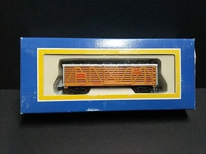 Life-Like N Scale Union Pacific Cattle Car UP #476306 - Picture 1 of 9