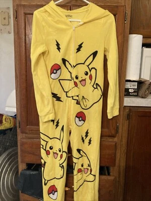 Boys Pokémon Sleepwear With Hood 14-16 Yellow - Image 1 of 3