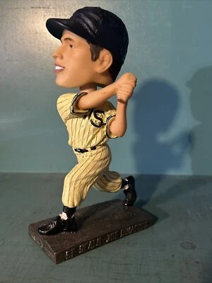 Joe Dimaggio SF SELLOS HERENCIA ITALIANA SF GIGANTES BOBBLEHEAD SGA 2010 Foto 1 de 4