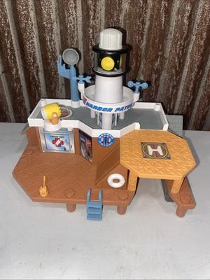 Micro Machines Exploration Harbor Rescue / Patrol Center Galoob 1996 Not Compl - Image 1 of 4