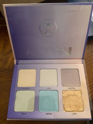 ANASTASIA BEVERLY HILLS AURORA GLOW KIT METALLIC POWDER HIGHLIGHTER PALETTE READ - Image 1 of 2