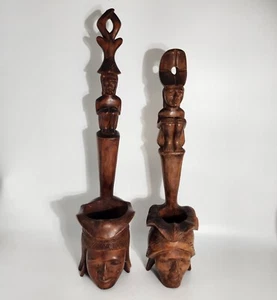 Polynesische Holz geschnitzte Wasserkelle 60er Jahre Stammes Totem Afrika Vintage 2 Teile - Bild 1 von 12