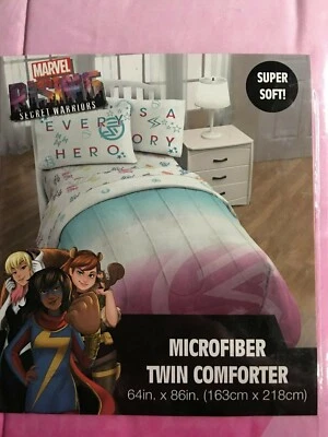 MARVEL KIDS SECRET WARRIORS MICROFIBER REVERSIBLE TWIN SIZE COMFORTER, PINK/BLUE - Image 1 of 4