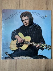 MERLE HAGGARD - IT'S NOT LOVE (BUT ITS NOT BAD) - LP - ST 11127 - MINT VINYL - Picture 1 of 6