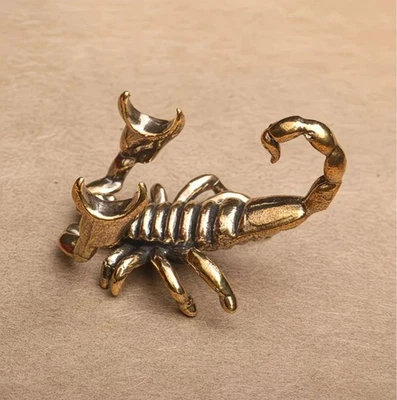 Estatuilla de escorpión de latón objeto de buena suerte decoración del... - Imagen 1 de 4