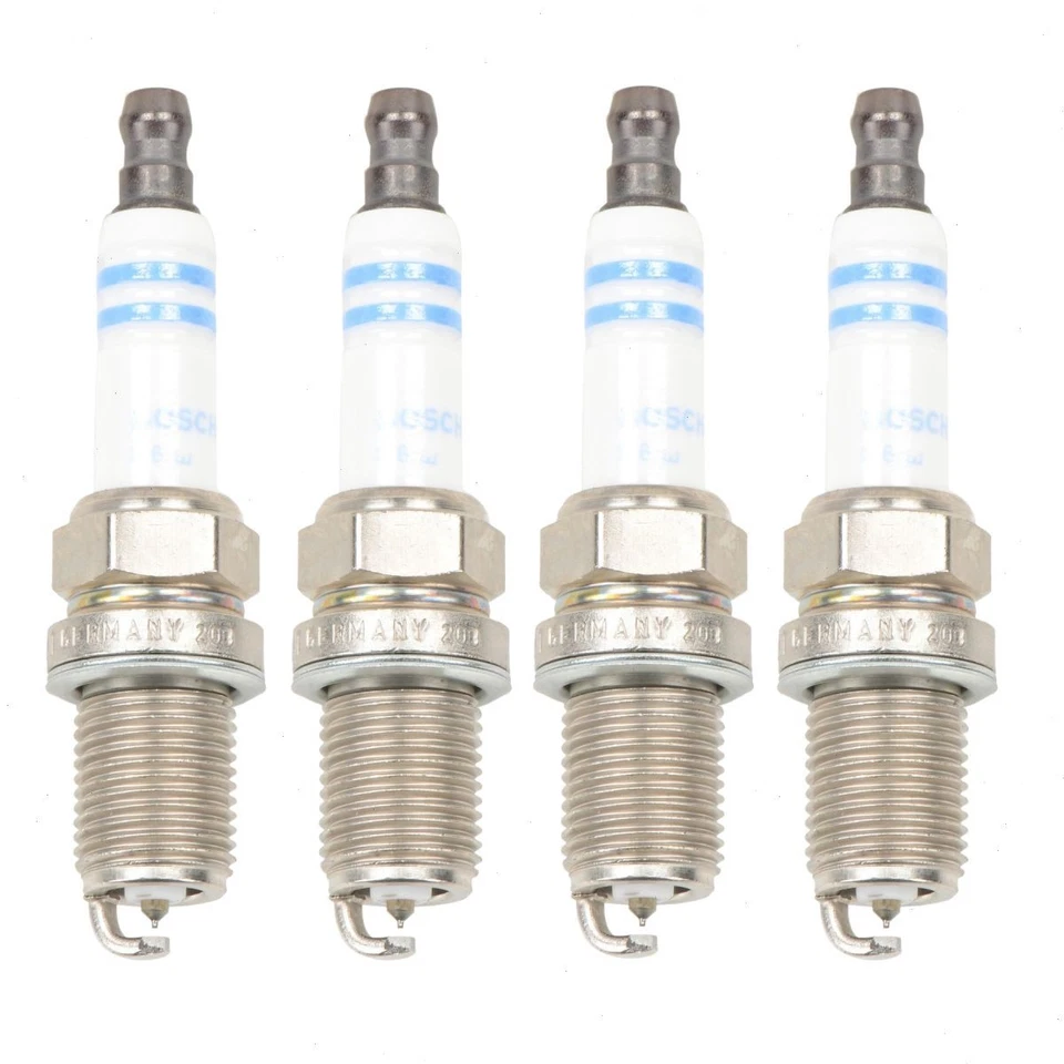 4 pc Bosch Platinum Spark Plugs for 1995-1997 Pontiac Sunrunner 1.6L L4 cv - Image 1 of 4