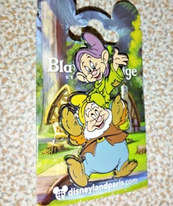 Dopey and Happy Dwarf Snow White set Dlp Dlrp Disney Land Paris March 2024 Pin - Picture 1 of 3
