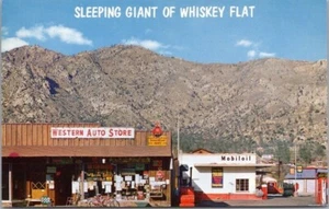 KERNVILLE, California. Postal "Sleeping Giant of Whiskey Flat" Tienda / Gasolinera - Imagen 1 de 2