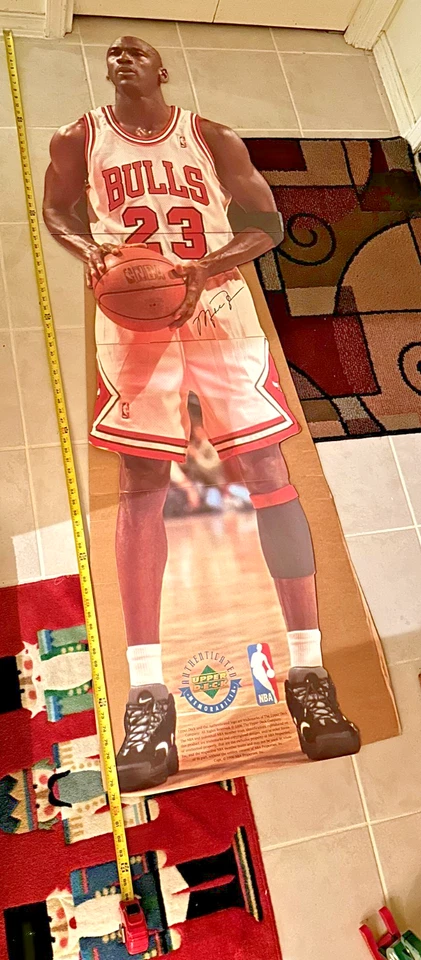 Nuevo 1996 Upper Deck Michael Jordan Cartón Tamaño Natural Recorte Standee  Foto 1 de 4