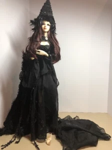 Domuya FAITH DOLL DRESSED IN Dirge Of Glory BJD Dolls 64cm D-one Bodies $899. - Bild 1 von 12