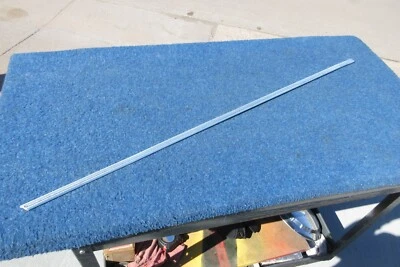 Mercury Comet LEFT DOOR MOLDING 1970 1971 1972 1973 1974 1975 1976 1977 Foto 1 de 4