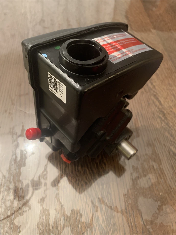 Bomba de direção hidráulica Vison OE 734-70105 Reman - Imagem 1 de 4