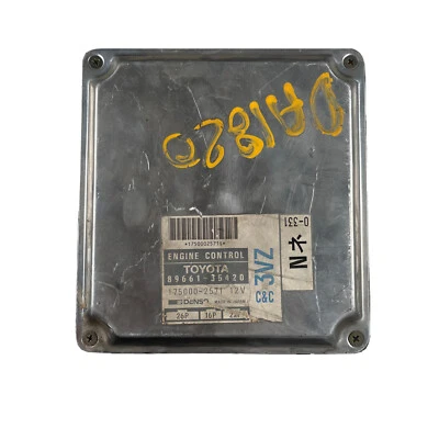 Toyota 4Runner 1989-1991/pickup motor ecu computador 89661-35420  Foto 1 de 3