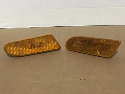 MERCEDES-BENZ W220 S55 S65 S500 S600 FRONT LH-RH BUMPER TURN LIGHT MARKER OEM - Image 1 of 4