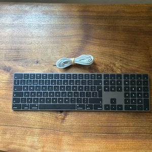 Klawiatura Apple Magic z klawiaturą numeryczną A1843 space grey - Zdjęcie 1 z 2