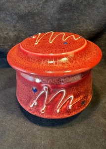 Hand Crafted Studio Art Pottery Jar - Artist Signed - Picture 1 of 9
