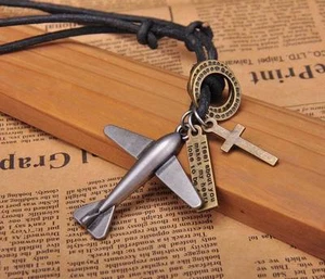 N214 Negro GENIAL Avión de Motociclista Colgante Cuerda de Cuero Collar Largo Para Hombre NUEVO - Imagen 1 de 7