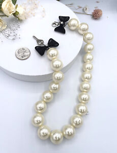 Betsey johnson Vintage Iconic Bows Key Crystal Pearls Necklace