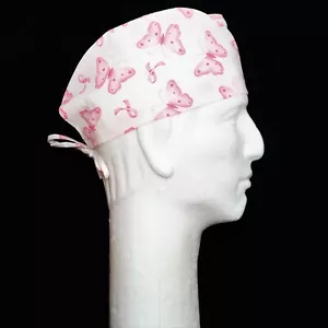 Tema farfalla nastro rosa consapevolezza cancro al seno su cappello WhiteScrub - Foto 1 di 1