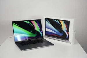 Apple MacBook Pro (16-inch 2019) 2.3 GHz i9 / 16GB RAM / 1TB SSD / Pro 5500M 4GB - Picture 1 of 3