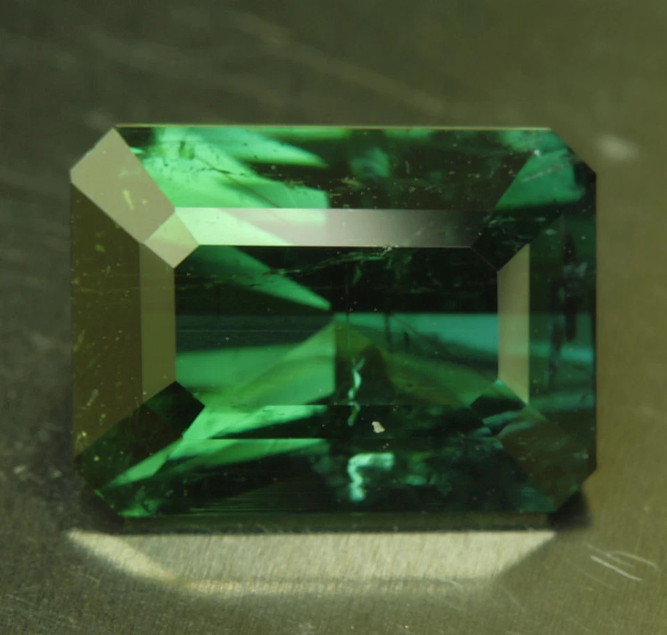TURMALIN / TOURMALINE      2,30 ct - Bild 1 von 1