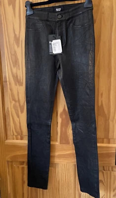 Pantalones de mezclilla PAIGE US 25 / UK6 negros Hoxton ajustados de cuero elástico - PVP £1045 Foto 1 de 4