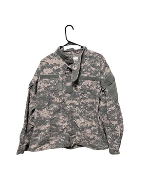 UPC US Army UCP Top Medium-Regular Jacket - Image 1 of 4