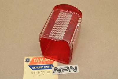 Nuevo de Lote Antiguo Yamaha 1971 JT1L JT1 Stanley Luz Trasera Lámpara Lente Cubierta 288-84521-09 Foto 1 de 4
