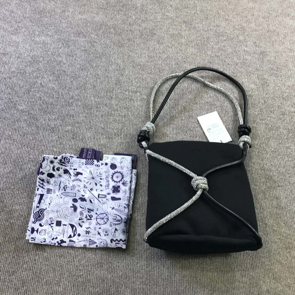 Bolso Bandolera KARA Kriss Kross Negro OS Correa Cuerda Plateada Etiquetas Nuevas Foto 1 de 4