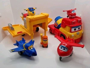 Super Wings Mission Teams 3 en 1 Build-It Buddies Donnie Set Mini Figuras Raro - Imagen 1 de 23
