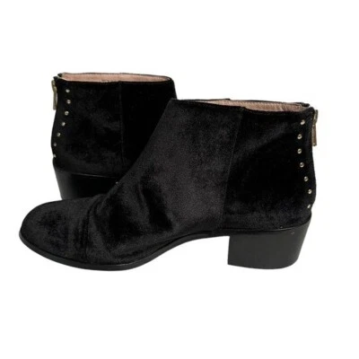 Botín Anthropology Terciopelo Tachonado Negro Para Mujer Talla 8.5 TJL-176 Punta Redonda Foto 1 de 4