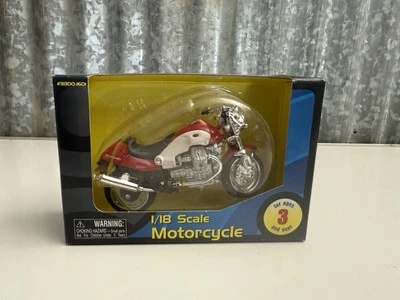 Maisto Road and Track Moto Guzzi V10 Centauro 1:18 Diecast (E5) - Image 1 of 4