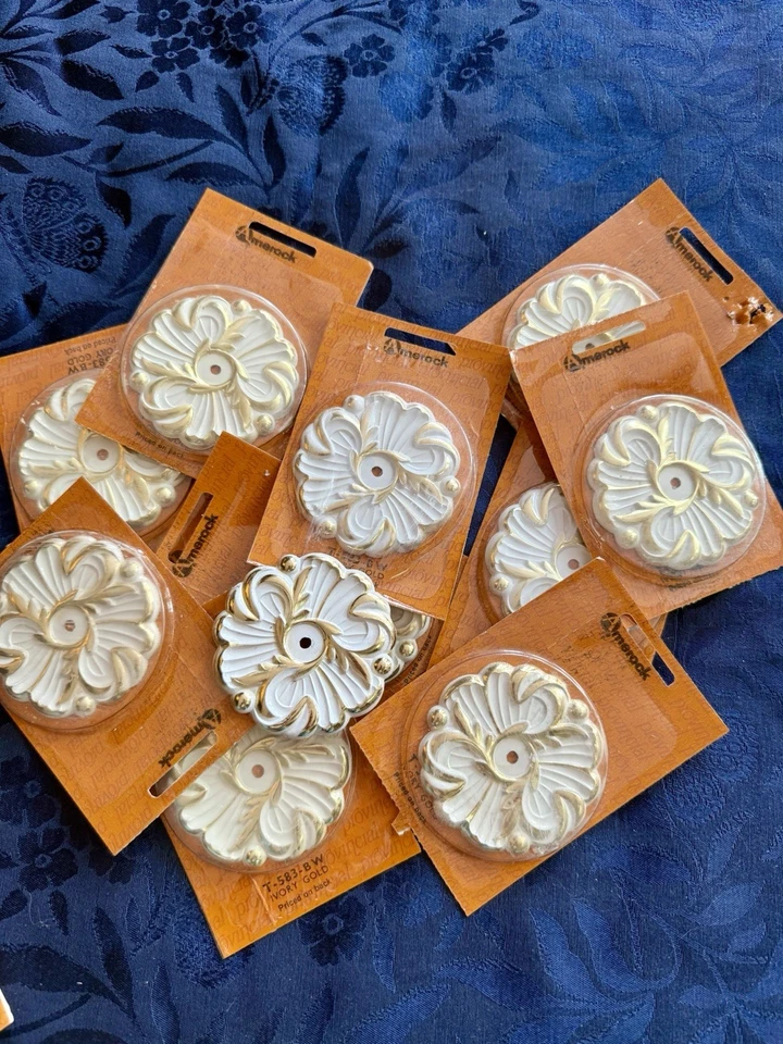 11 Amerock New Old Stock Provencial Cabinet Knob Backplates - Image 1 of 4