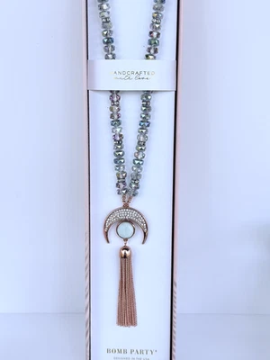 Bomb Party Pendants RBP6263RH "She's a True Goddess" on Rose Gold & Hematite Foto 1 de 4